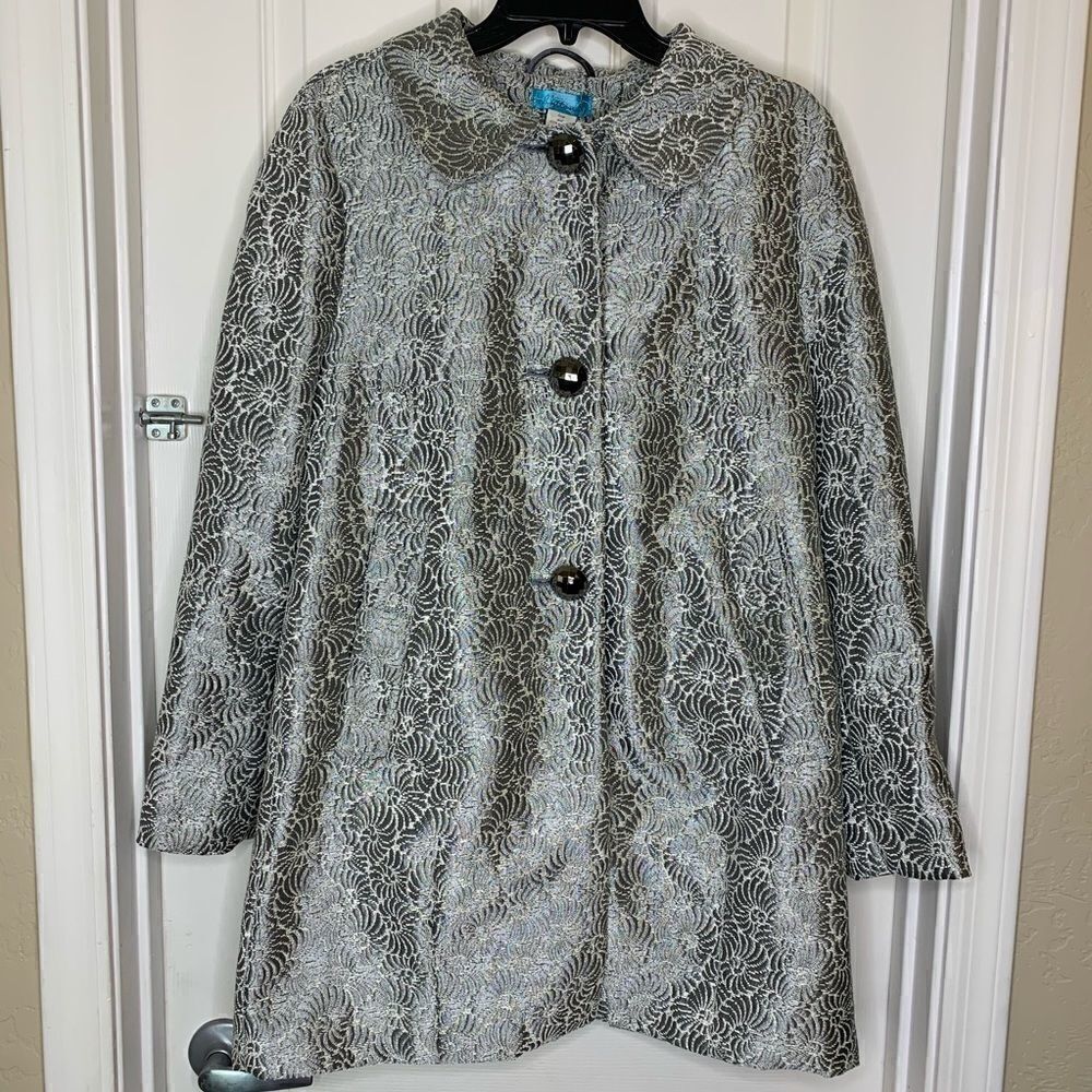 Buttons by Francesca Silver and Gray 3 Button Coat